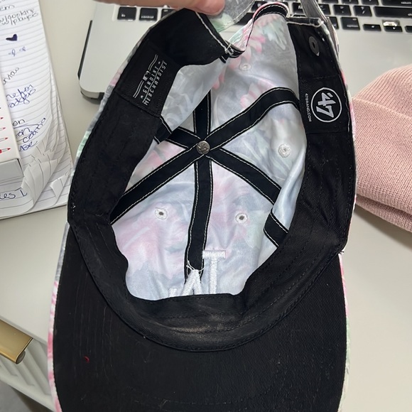 LA Dodgers cap - Picture 3 of 3